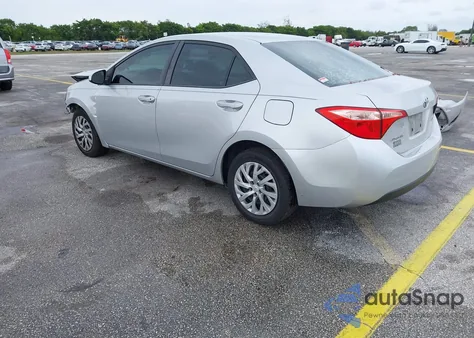 2018 Toyota Corolla Le из США, поврежденный, VIN 5YFBURHE1JP800346